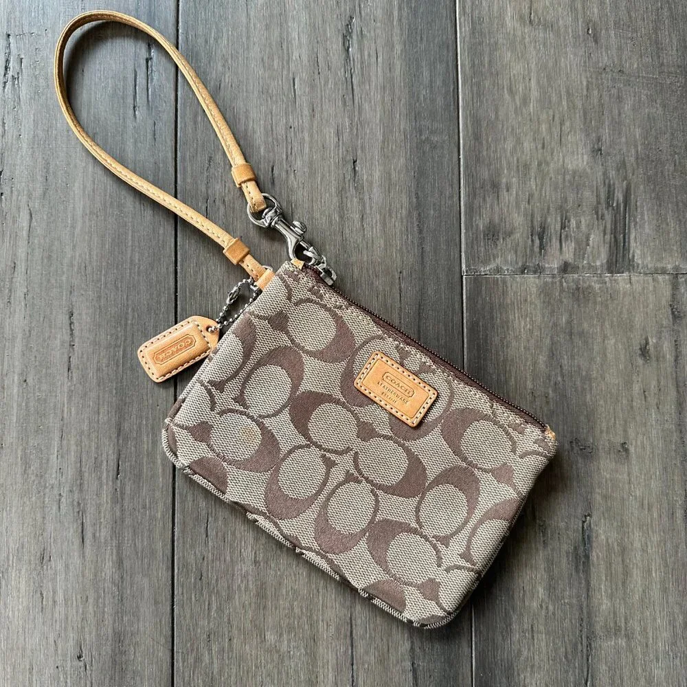 Vintage Y2K Coach Signature Canvas Khaki Tan Wristlet Wallet Mini Bag Purse